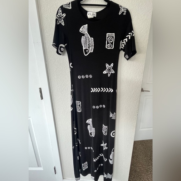 Es Se Maxi Dress Womens SMALL Black Slinky Long Fish Coastal Aztec Print Boho - Picture 1 of 6